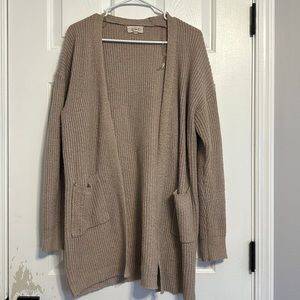 Boutique khaki knit cardigan with pockets
